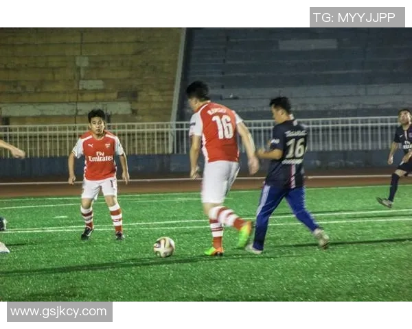 木乐足球裤助力运动激情释放尽享舒适与时尚的完美结合